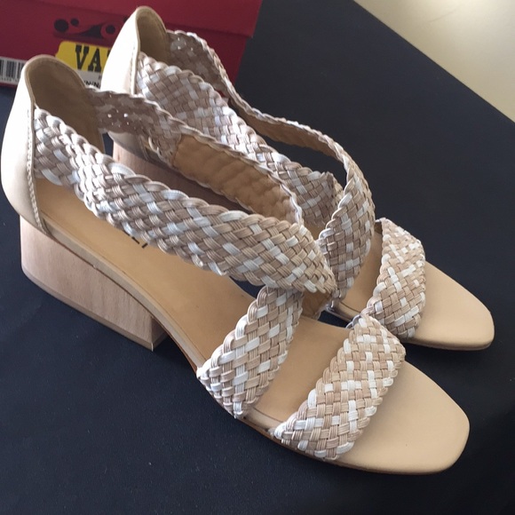 Vaneli woven sandals - Picture 2 of 5